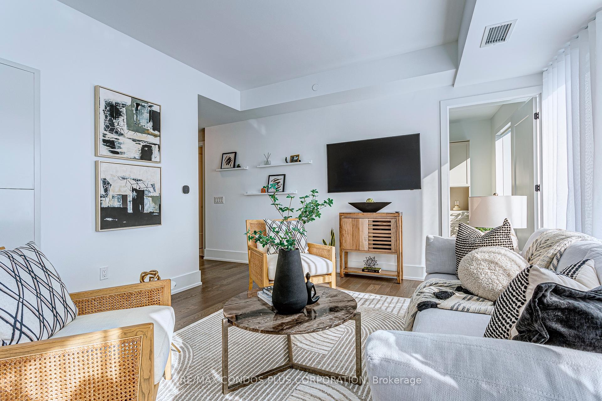 2 Bedrooms Condo at 480 Front, Toronto For sale