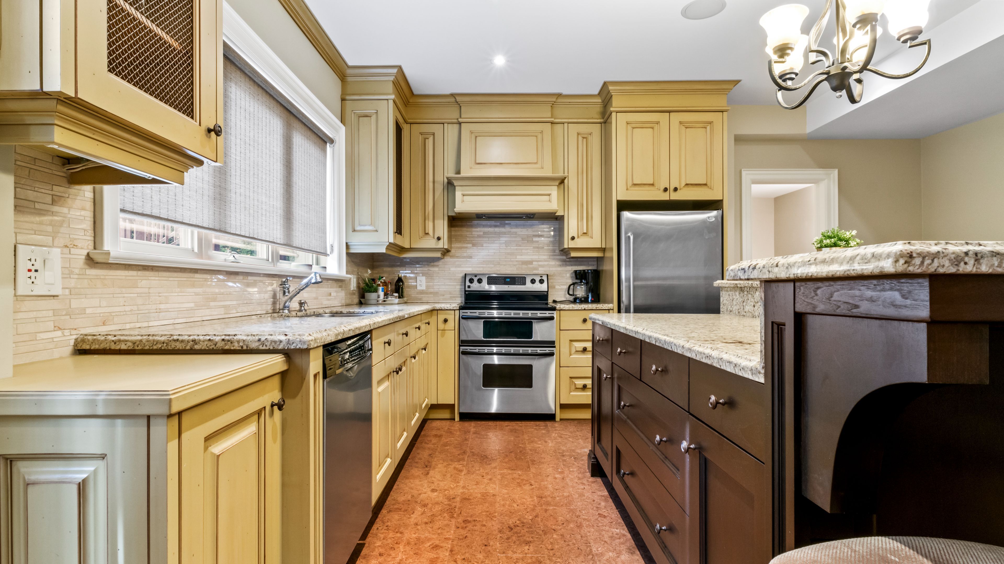 431 Manley Crescent