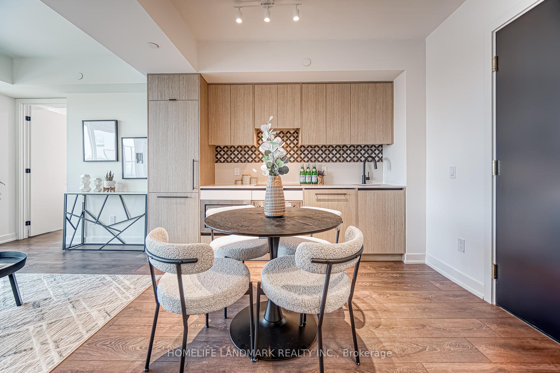 2 Bedrooms Condo at 1200 Dundas, Toronto For sale