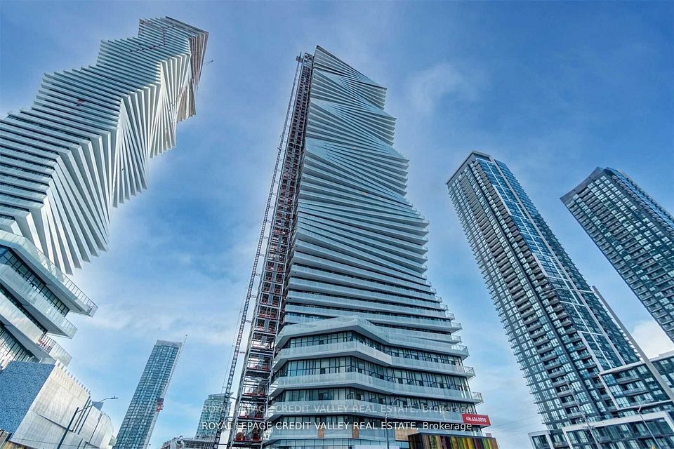 3900 Confederation