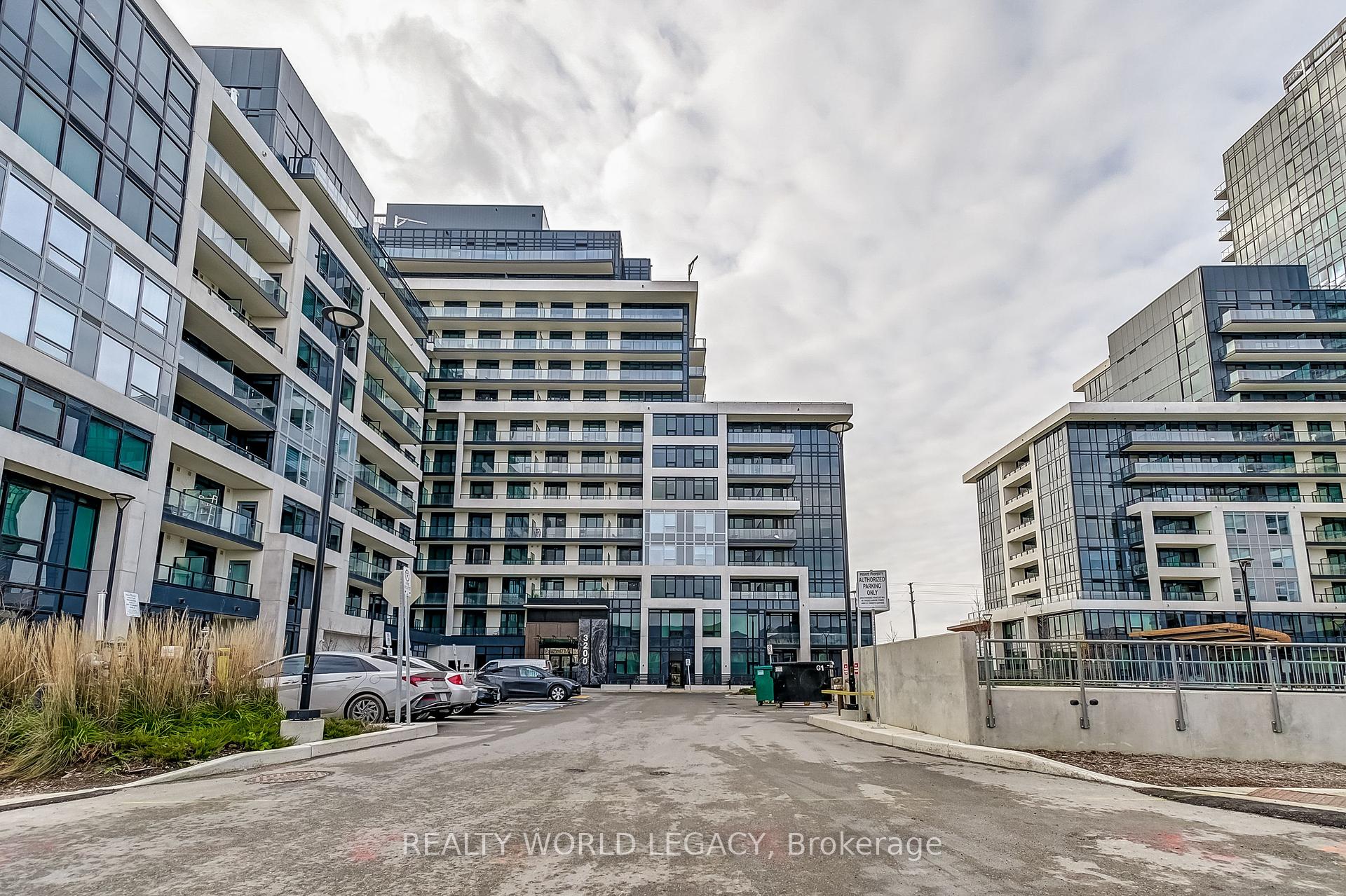 1 Bedroom Condo at 3200 William Coltson, Oakville For sale