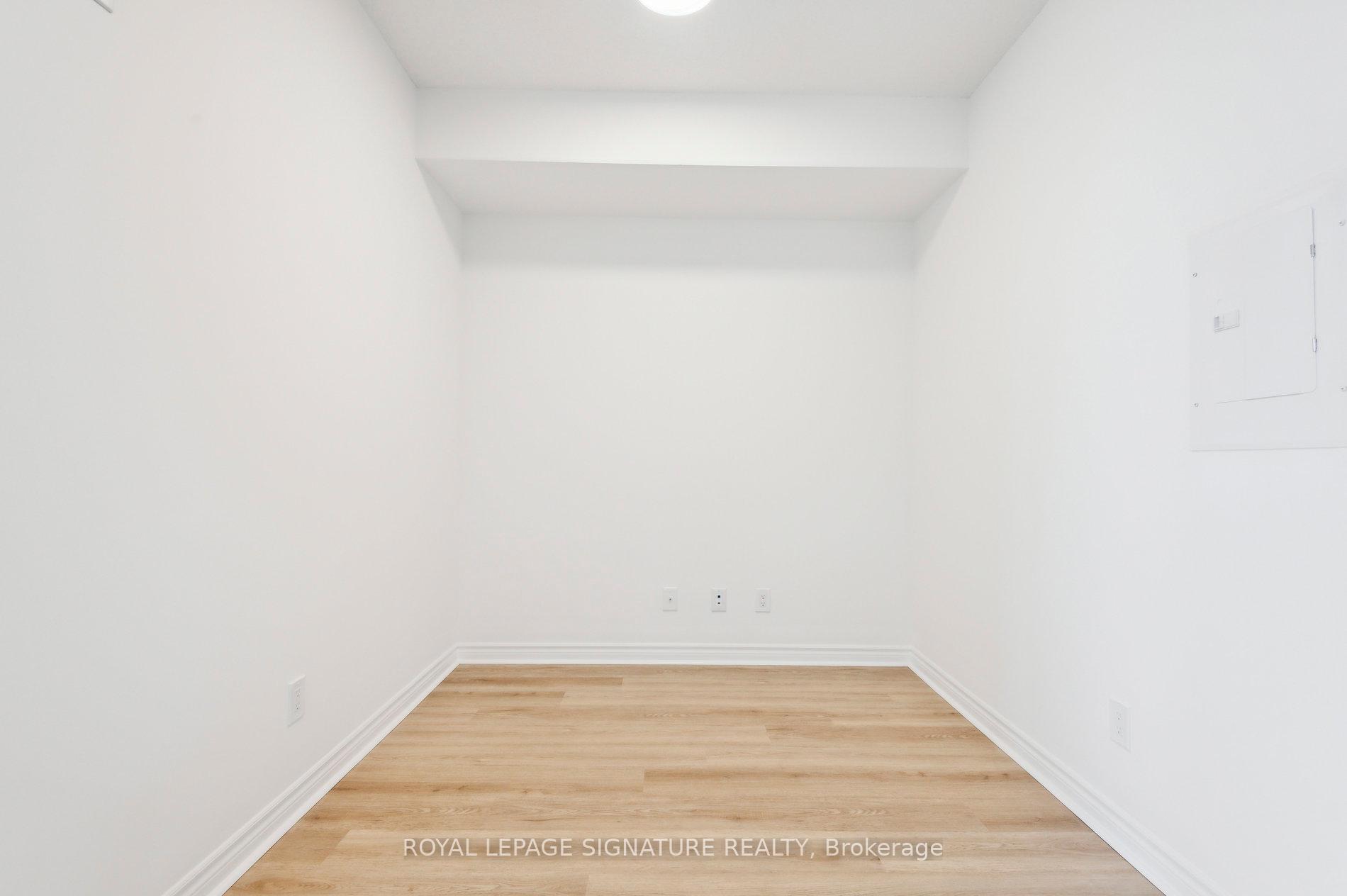 2 Bedrooms Condo at 2885 Bayview, Toronto For sale