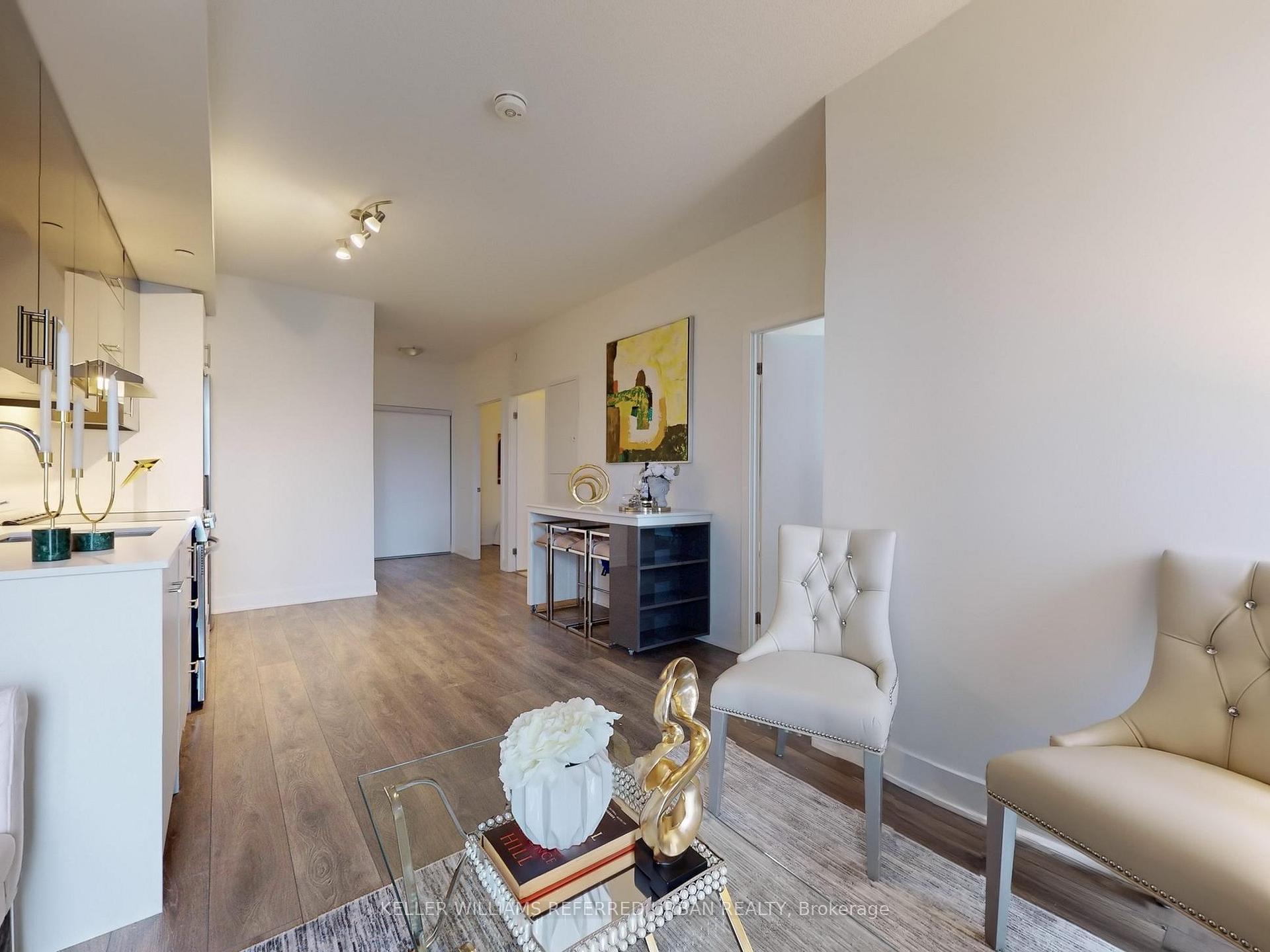 2 Bedrooms Condo at 188 Fairview Mall,  Toronto For sale