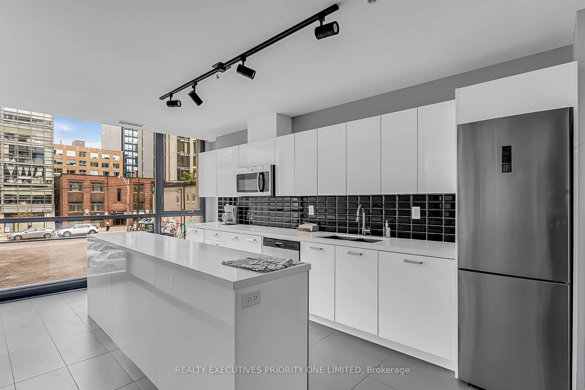 1 Bedroom Condo at 39 Brant, Toronto For sale