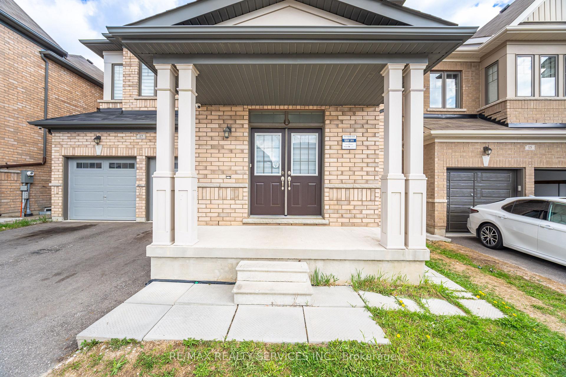 17 Goderich Drive, Brampton, ON L7A 5A7