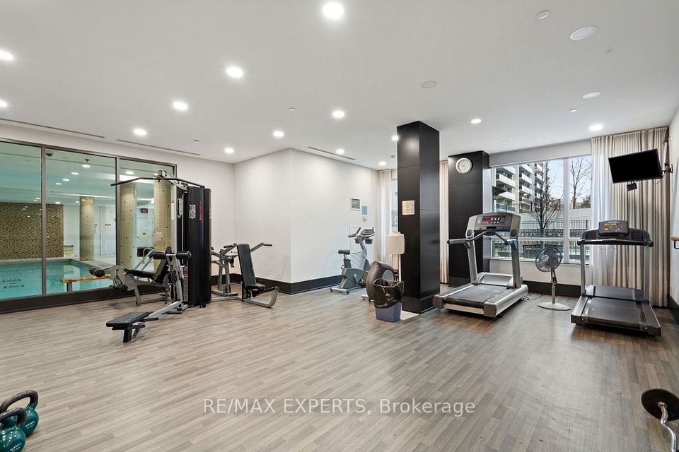 88 Broadway Avenue 316