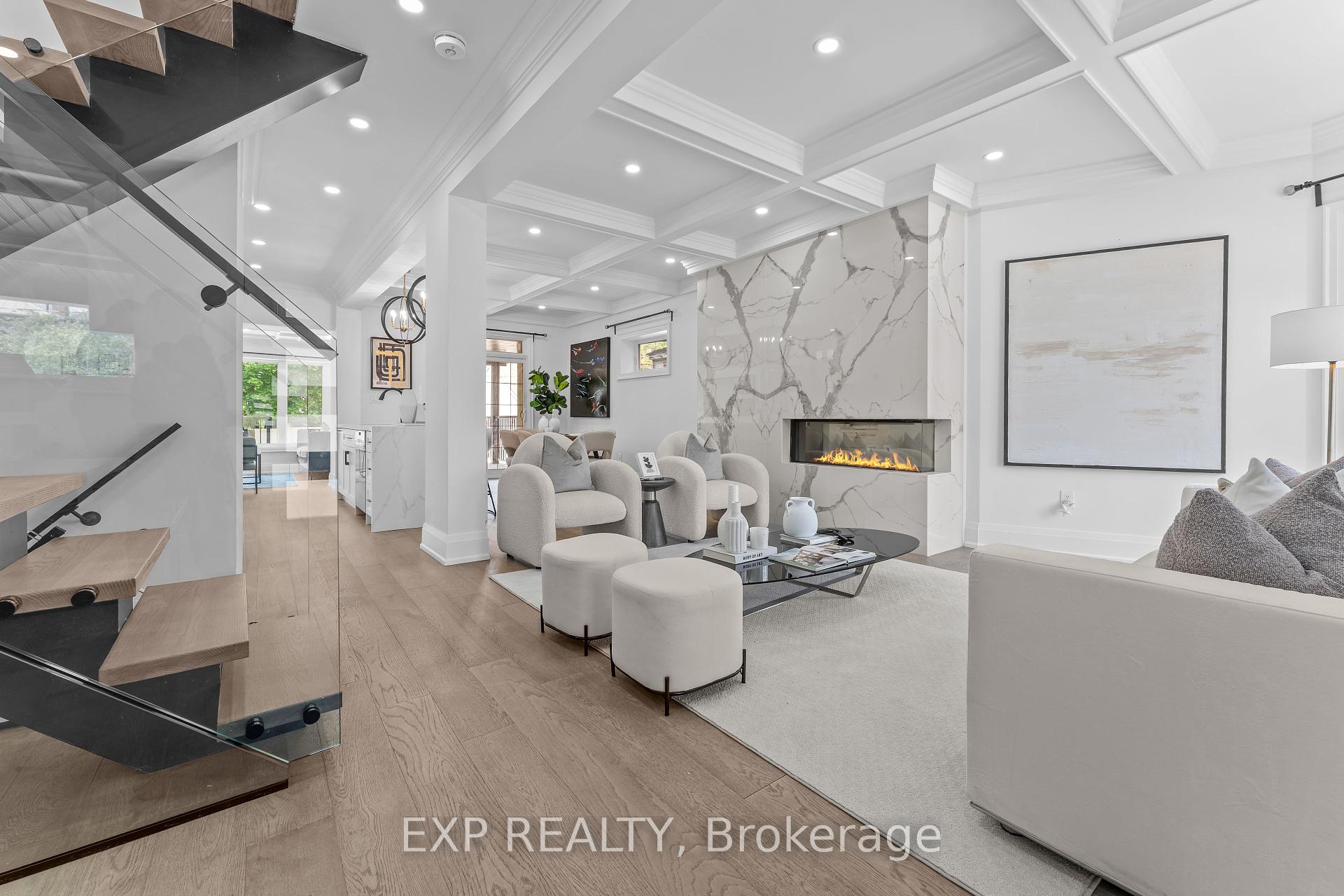 298 Keele Street, Toronto, ON M6P 2K4