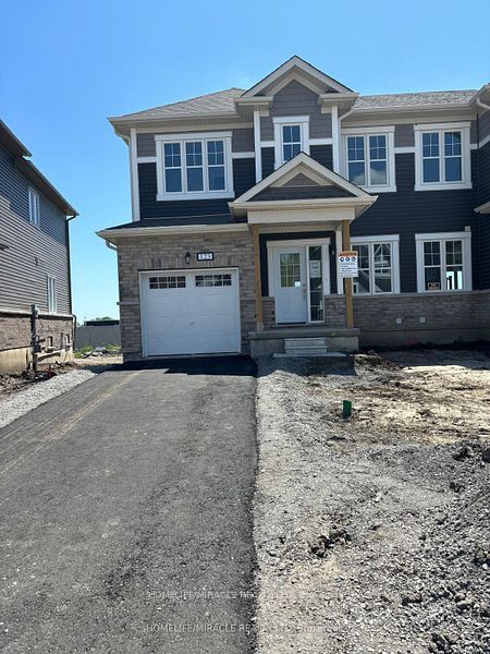 123 Gildersleeve Boulevard, Loyalist, ON K0H 1G0