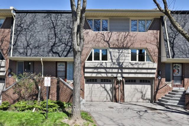 3 Bedrooms Condo at 84 Flaming Roseway, Toronto For sale