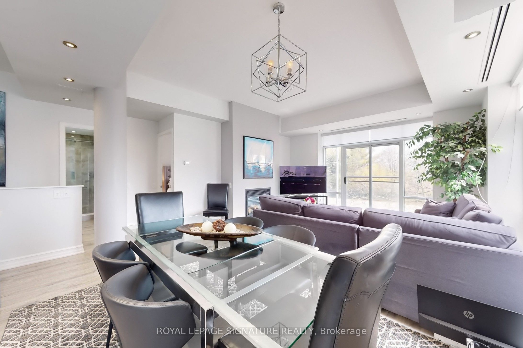 500 Queens Quay W, #102E Upper