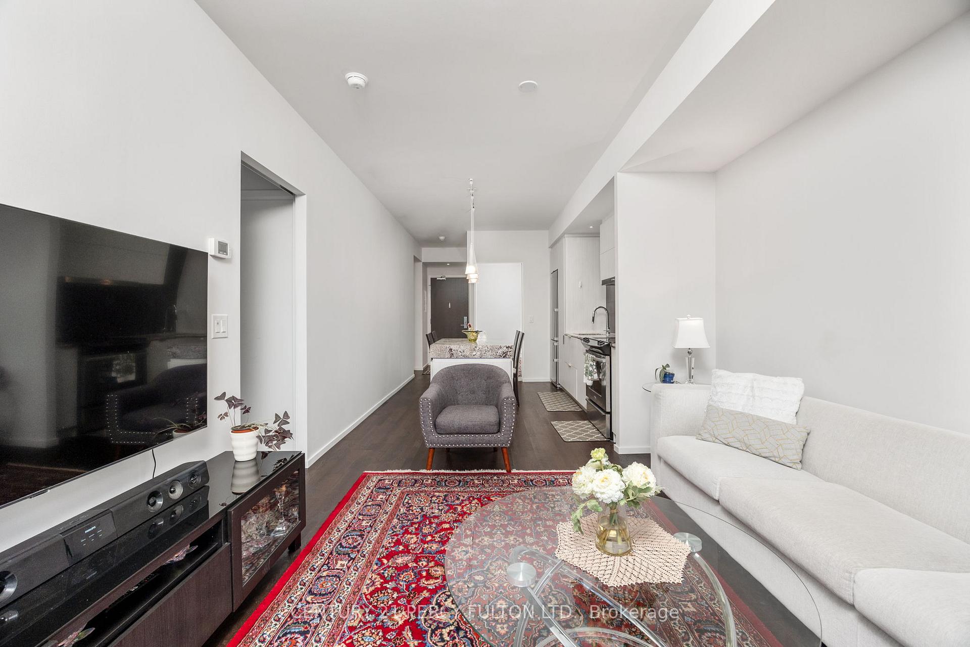 2 Bedrooms Condo at 101 Charles, Toronto For sale