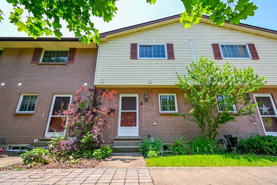 #8 - 102 SILVAN Drive, Welland, ON L3C 6C3