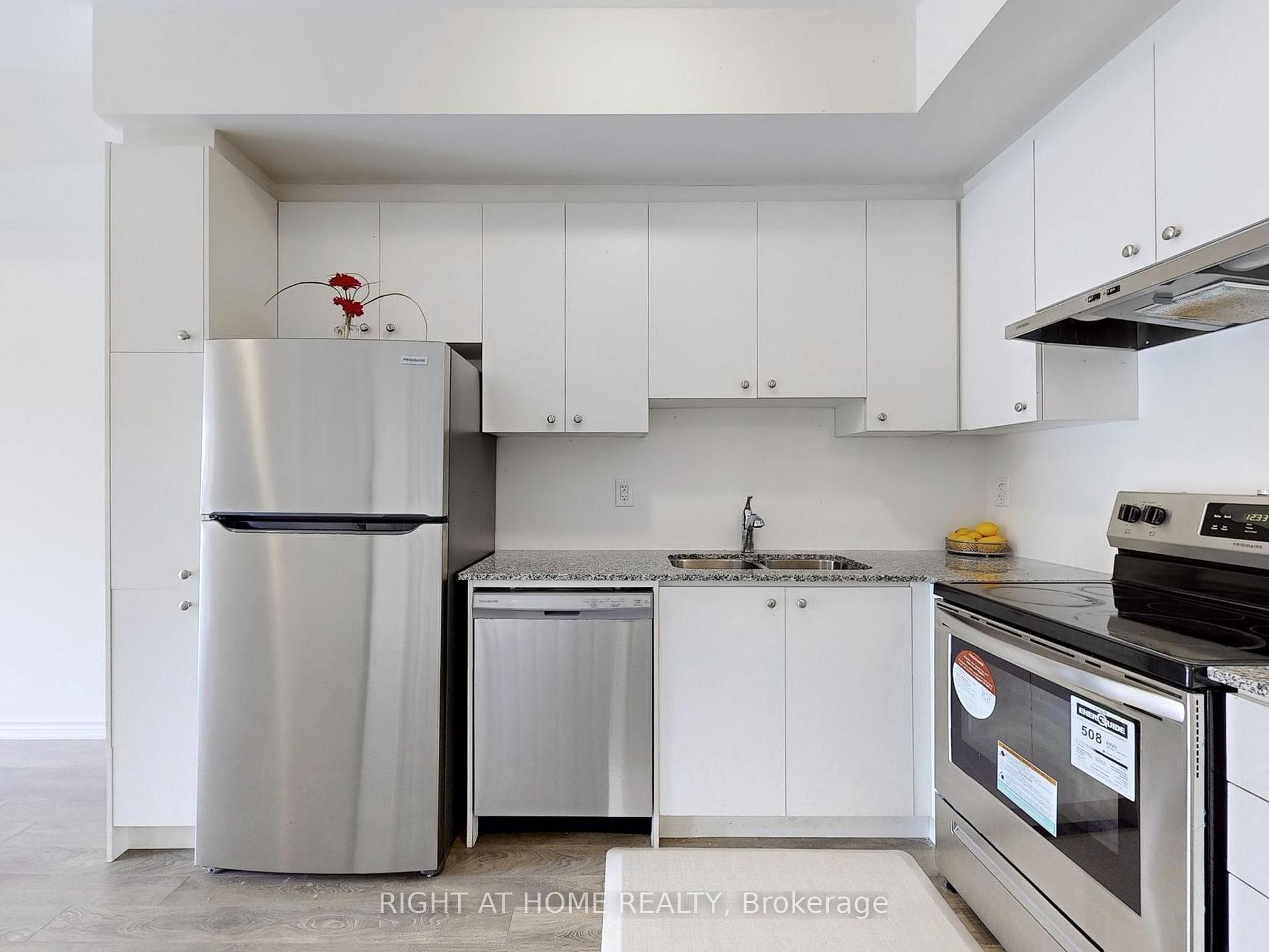 2 Bedrooms Condo at 1081 Danforth,  Toronto For sale