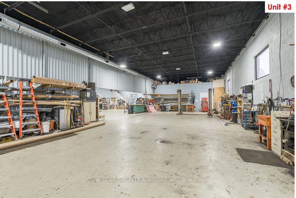 9577 Sideroad 17 Erin