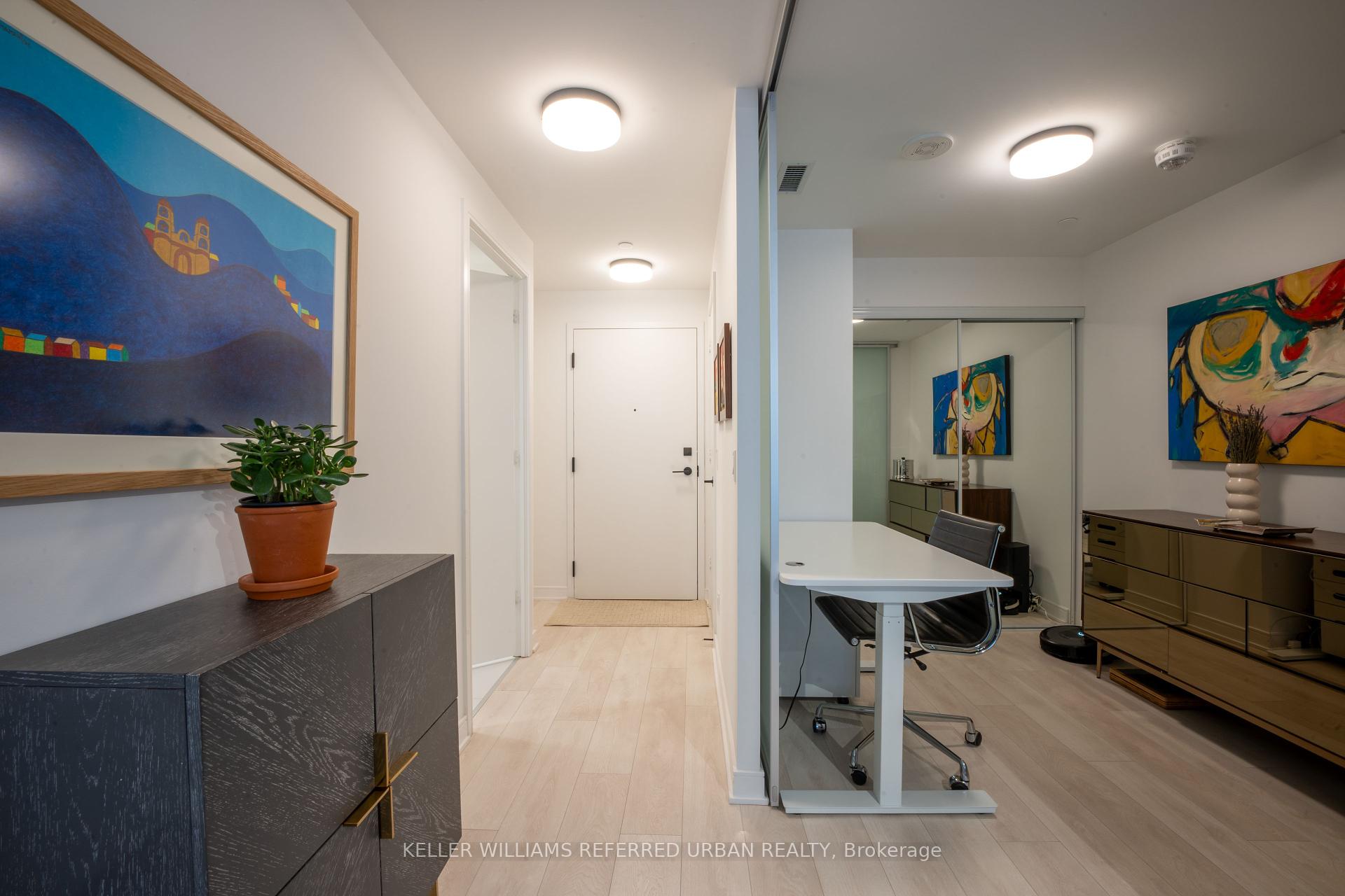 4 Bedrooms Condo at 180 Mill, Toronto For sale