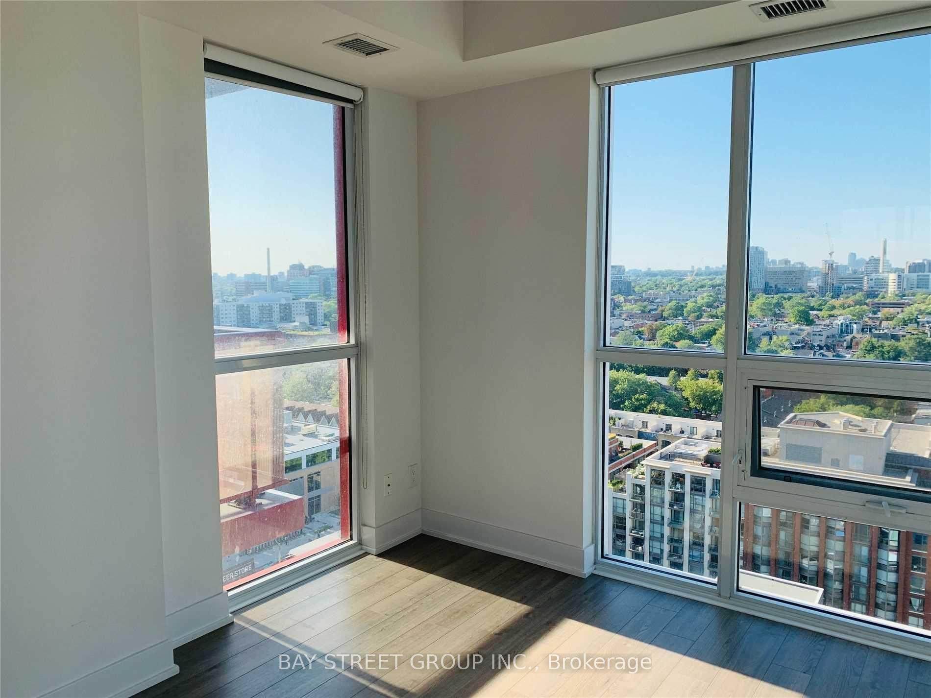 2 Bedrooms Condo at 318 Richmond,  Toronto For sale