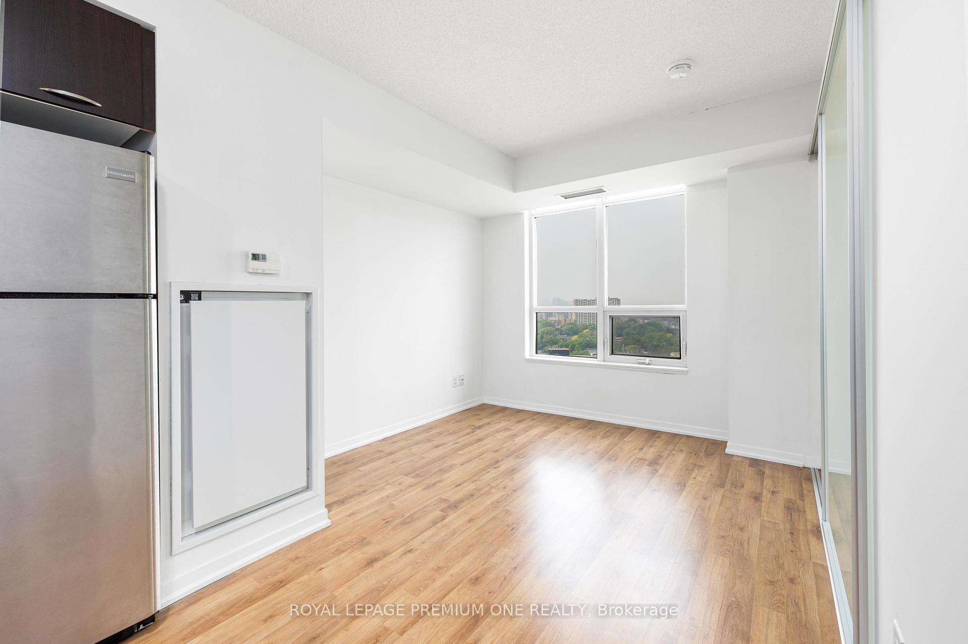 1 Bedroom Condo at 38 Joe Shuster, Toronto For sale