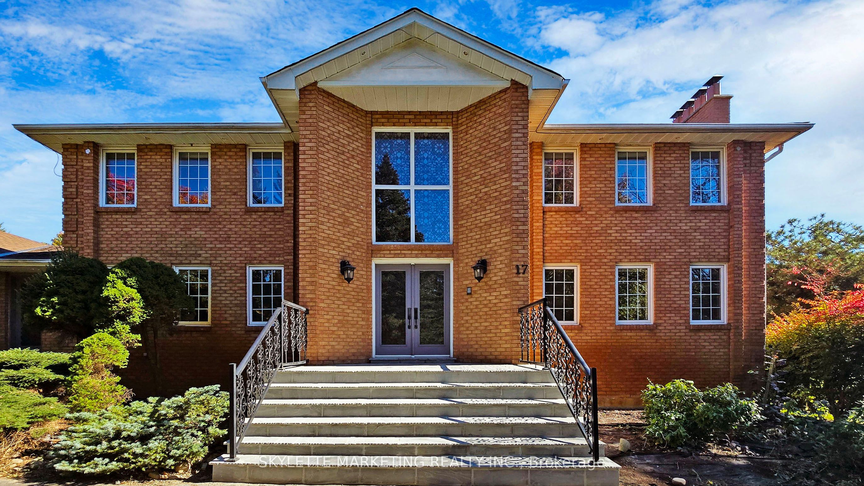 17 Boynton Circle