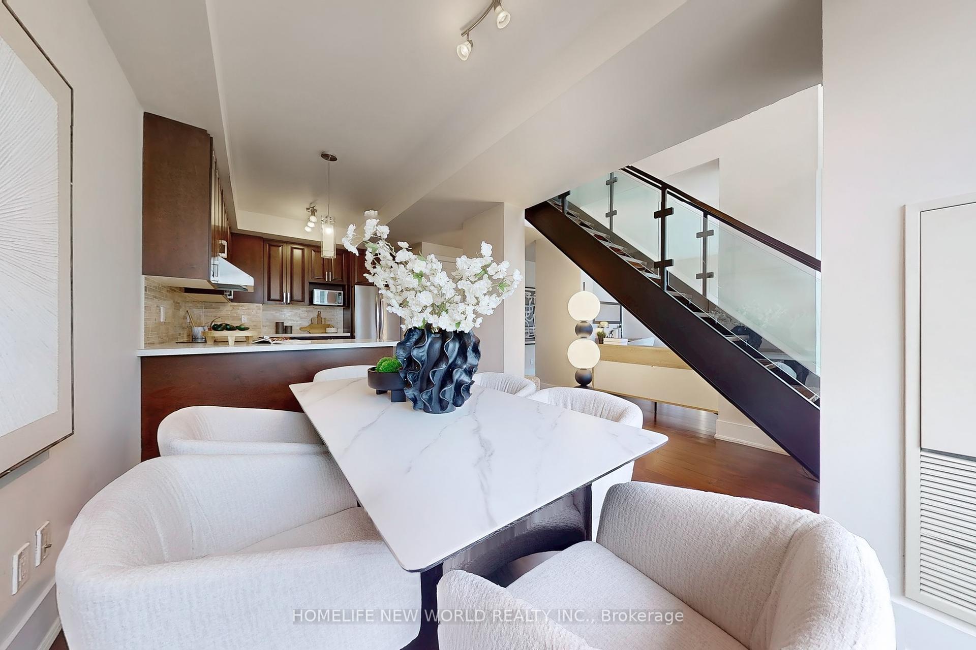 2 Bedrooms Condo at 120 Homewood, Toronto For sale