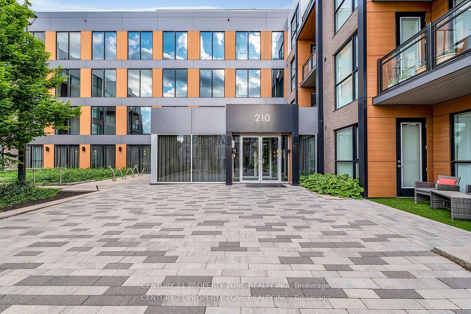 Property at #114 - 210 Sabina Drive, Oakville, ON L6H 0W6