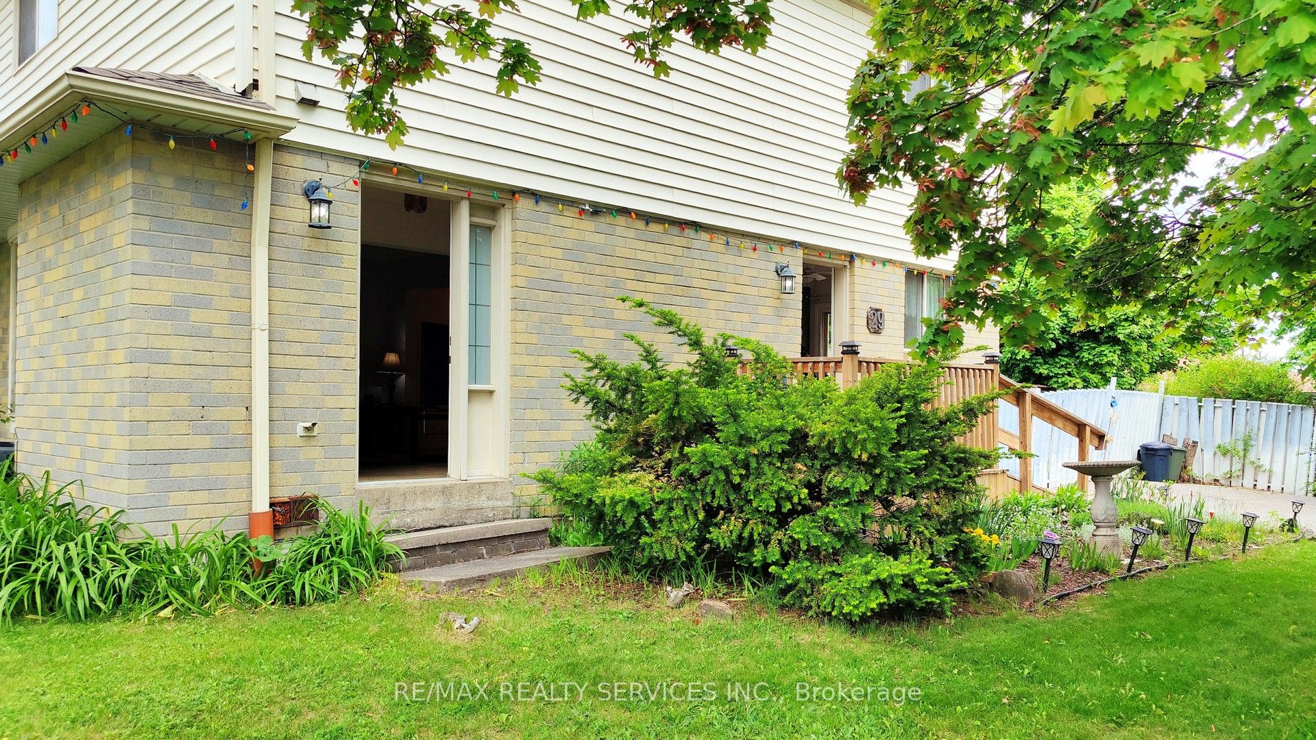 29 Gulliver Crescent