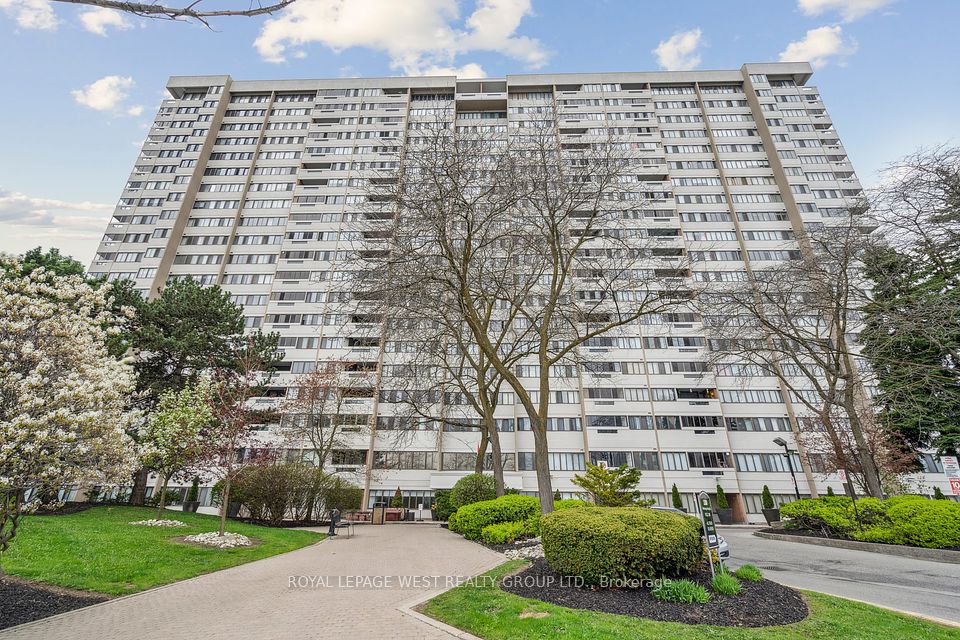 1580 Mississauga