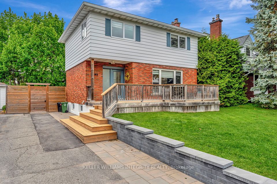 1192 Albany