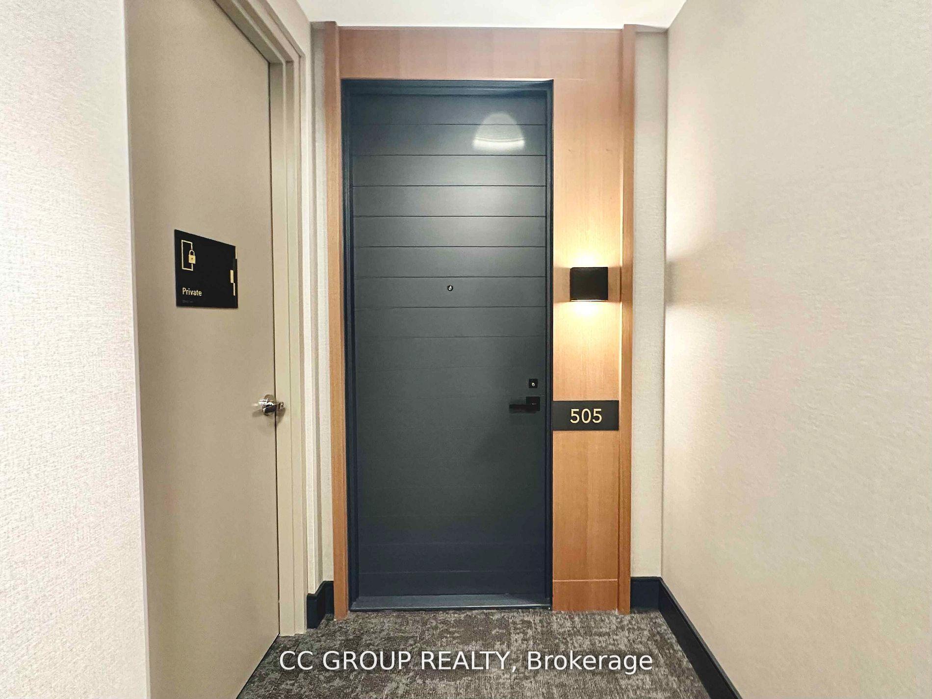 2 Bedrooms Condo at 25 Adra Grado, Toronto For sale