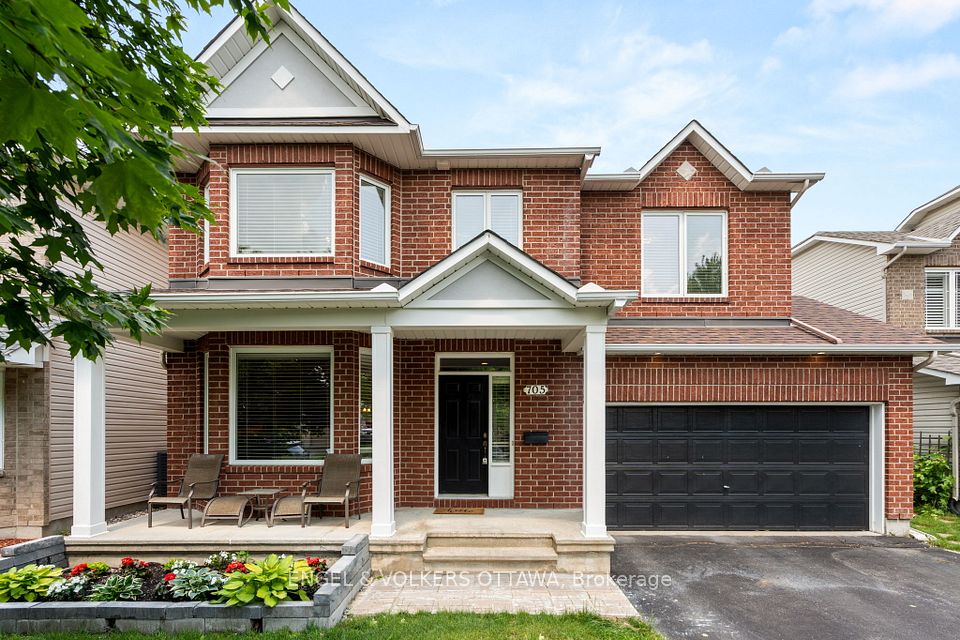 705 Larcastle