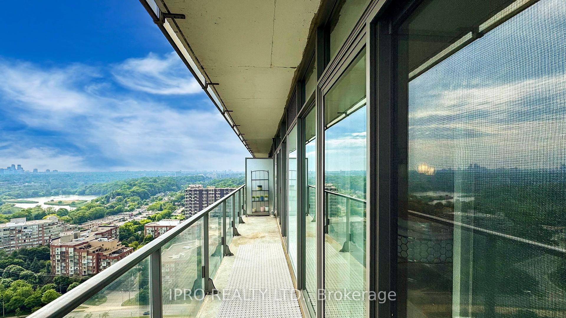 3 Bedrooms Condo at 103 The Queensway, Toronto For sale