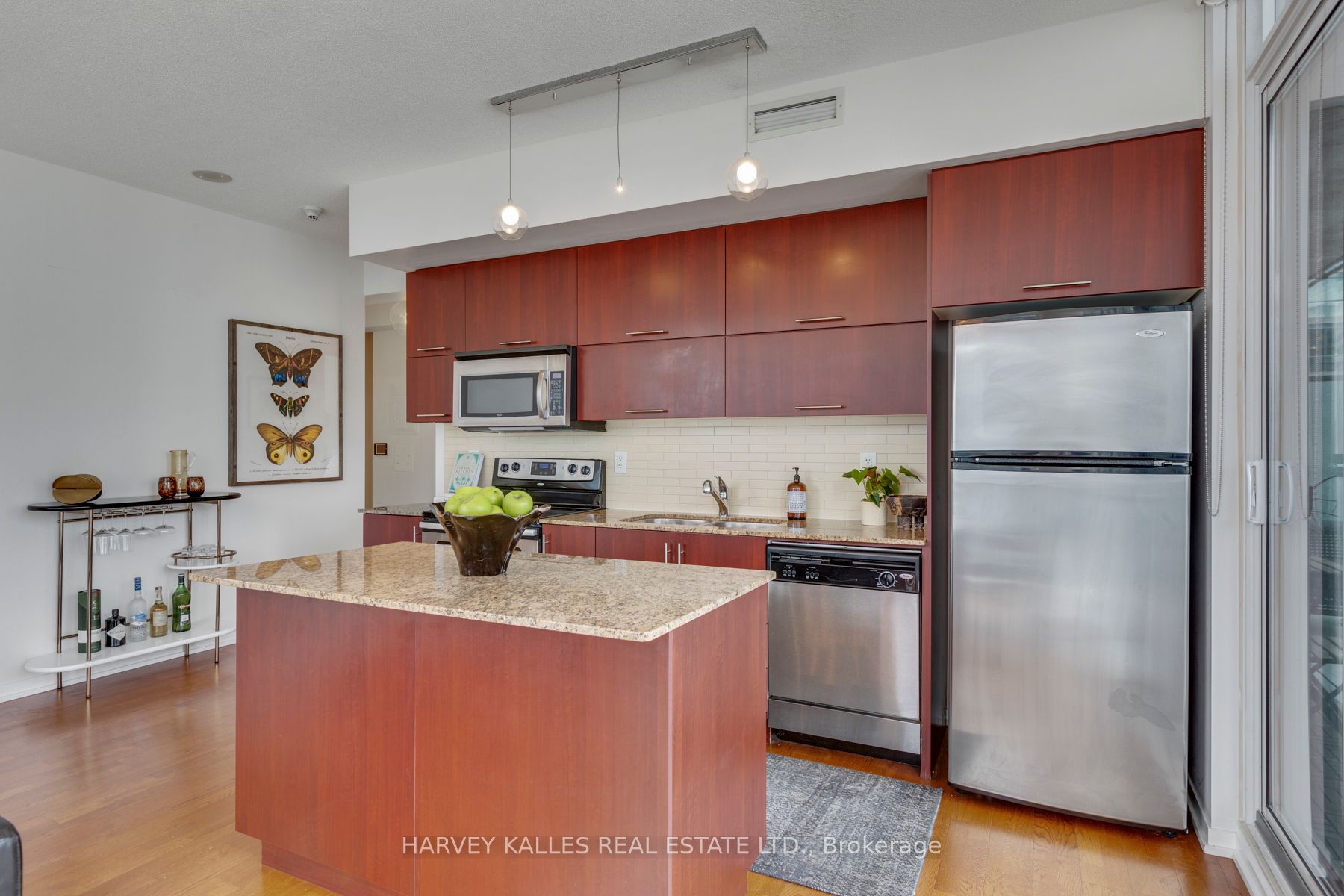 55 Bremner Boulevard 2907