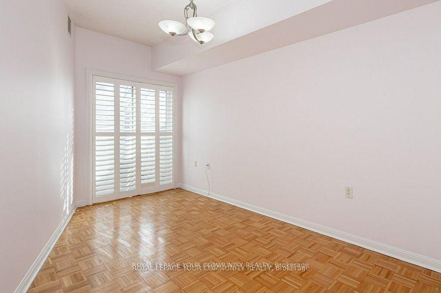 2 Bedrooms Condo at 2500 Rutherford, Vaughan For sale