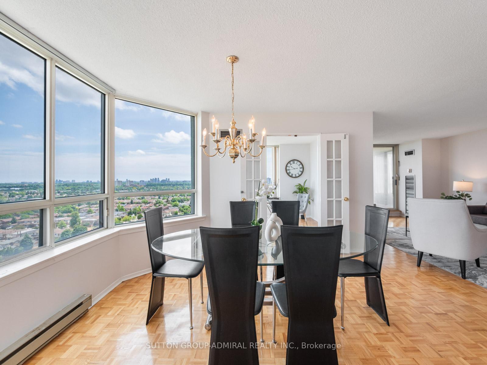 3 Bedrooms Condo at 175 Bamburgh, Toronto For sale