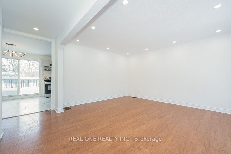 167 Felix Road, Richmond Hill, ON L4C 3M8