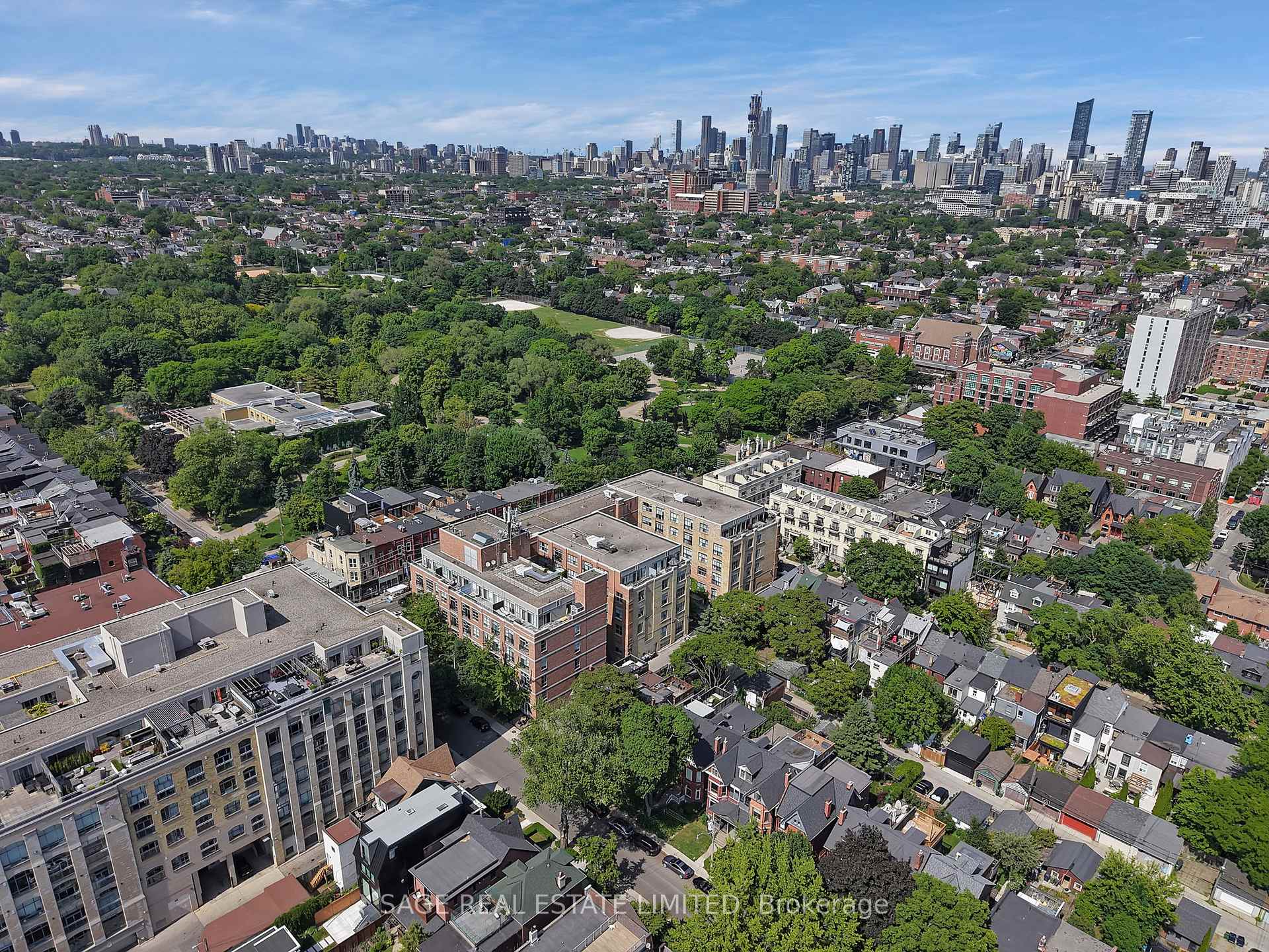 3 Bedrooms Condo at 955 Queen, Toronto For sale