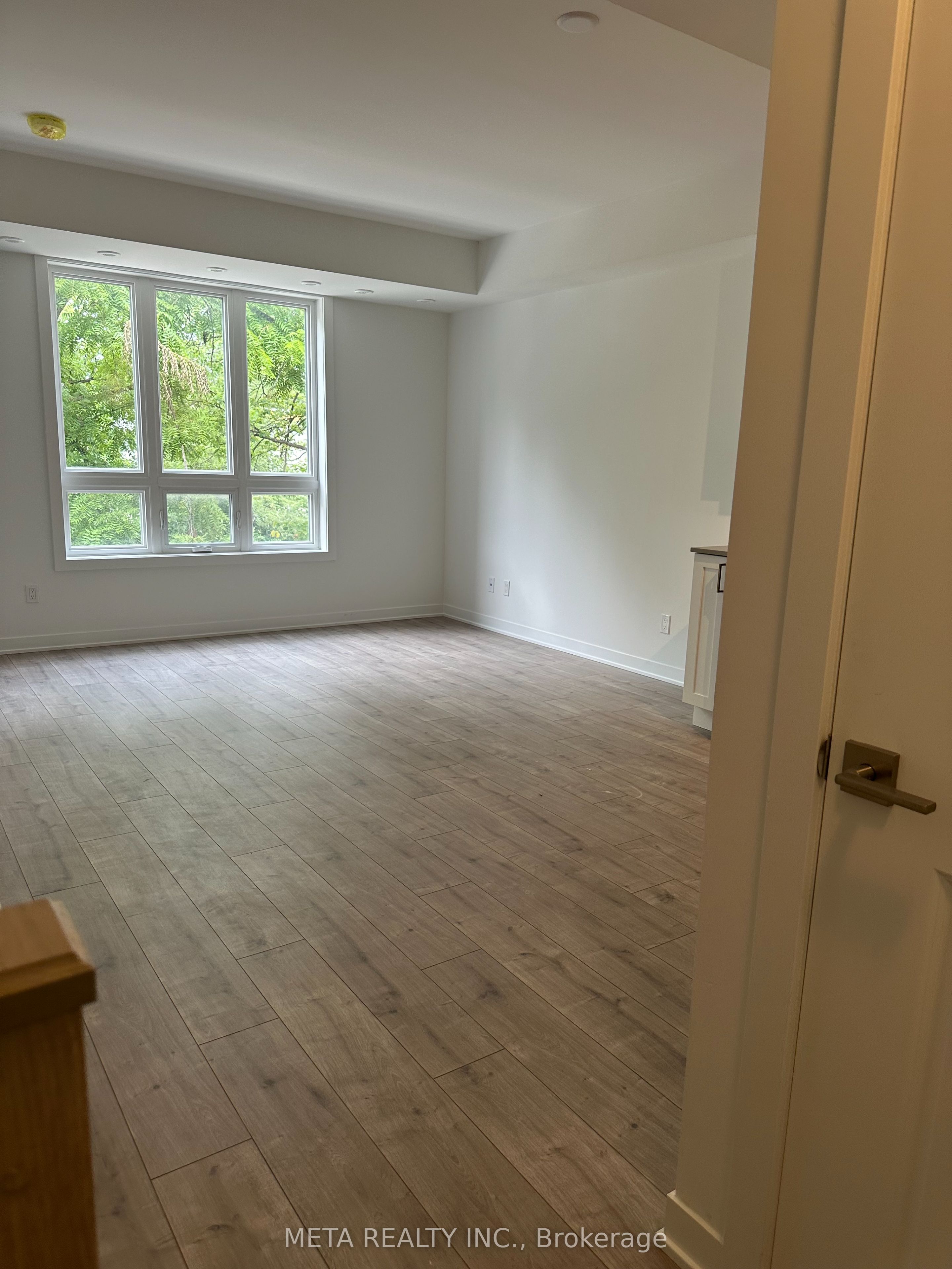 4025 Hickory Drive E, #11