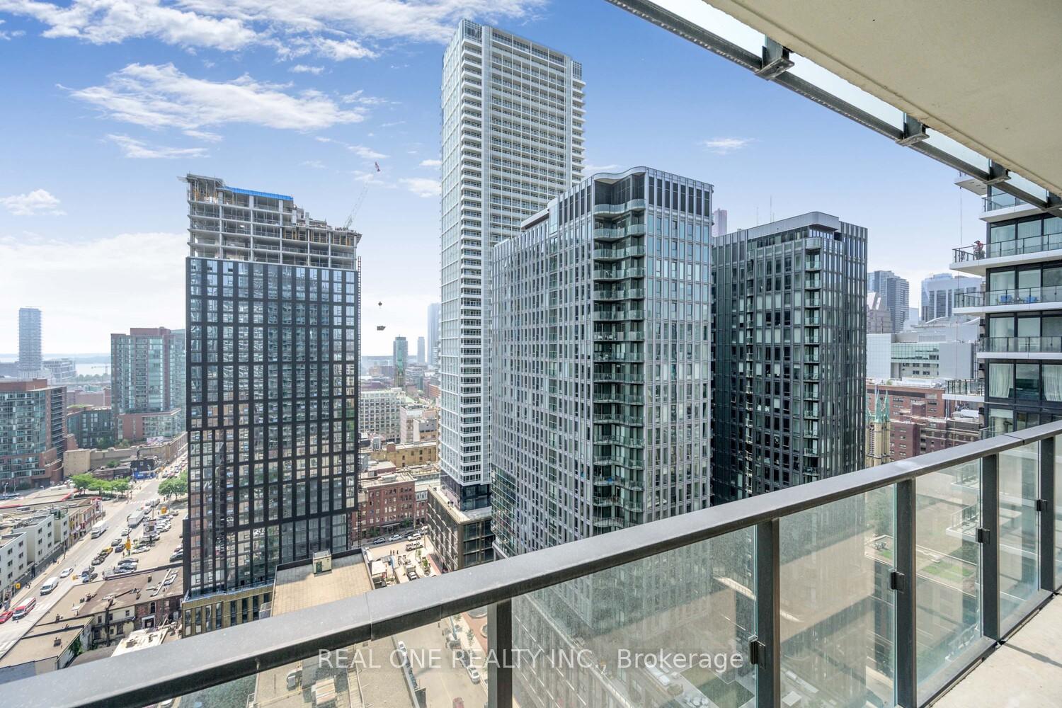 2 Bedrooms Condo at 47 Mutual, Toronto For sale