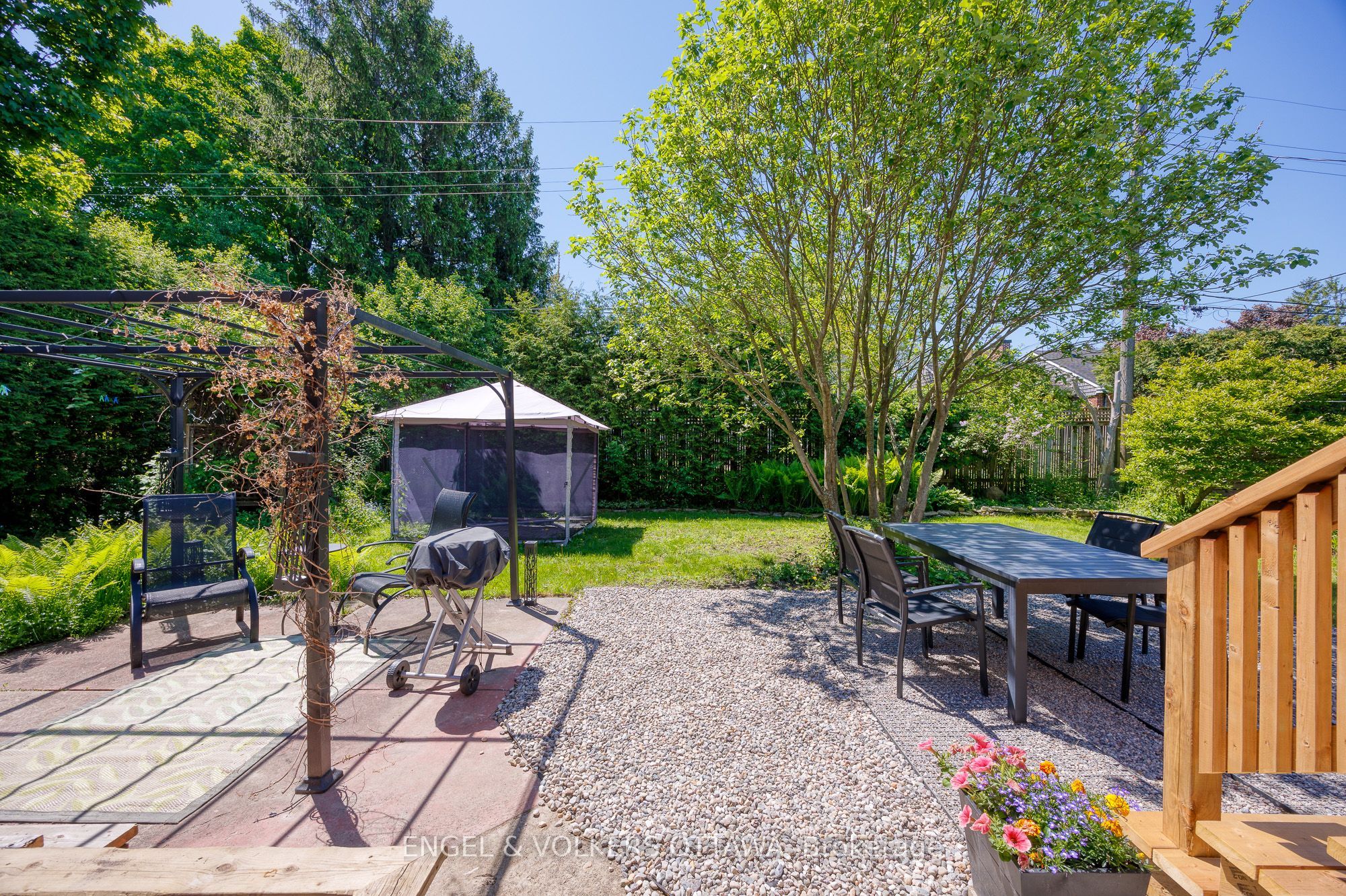 190 Crestview Road