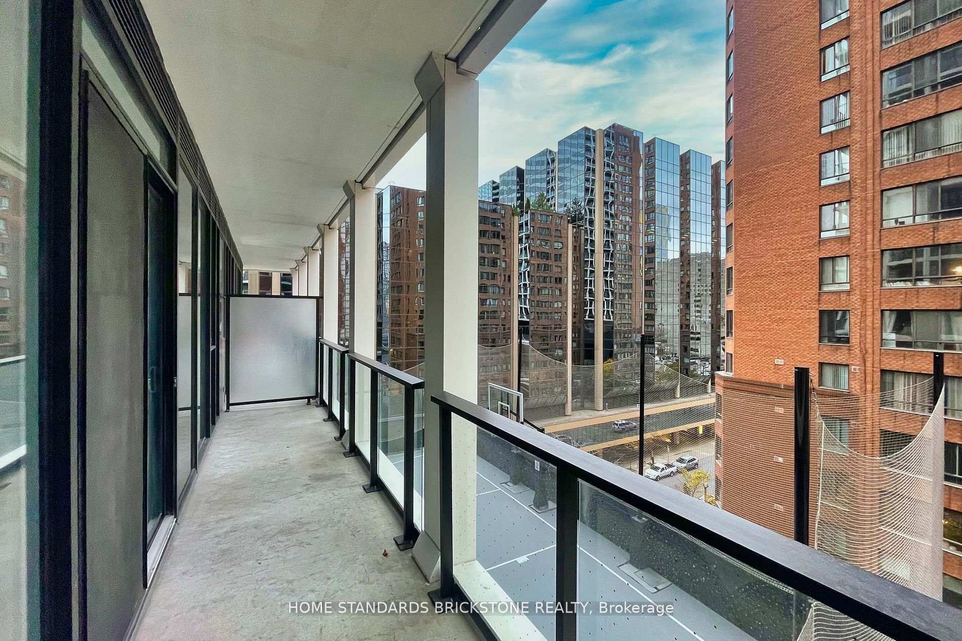 3 Bedrooms Condo at 20 Edward, Toronto For sale