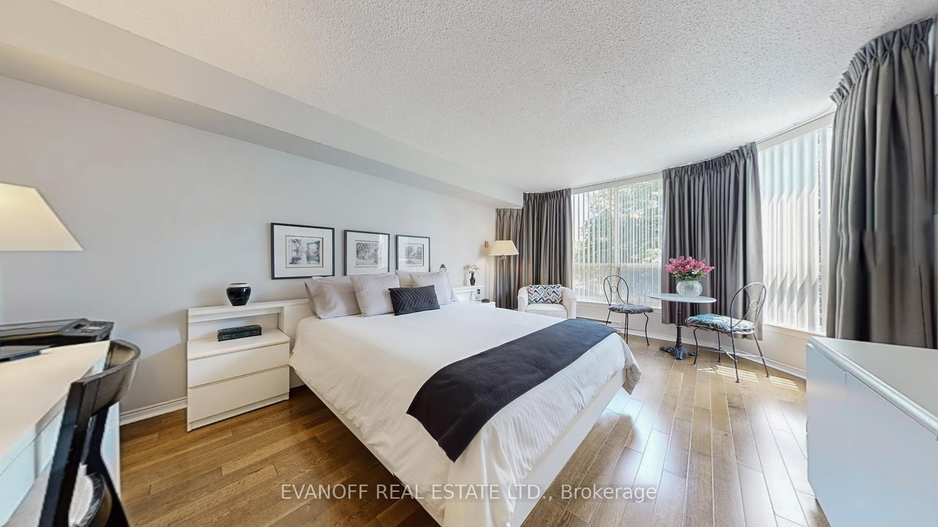 3 Bedrooms Condo at 20 Guildwood, Toronto For sale
