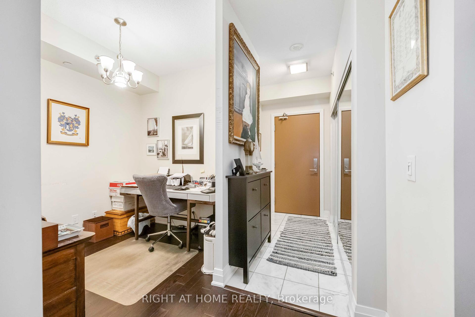 2 Bedrooms Co-op at 520 Steeles, Vaughan For sale