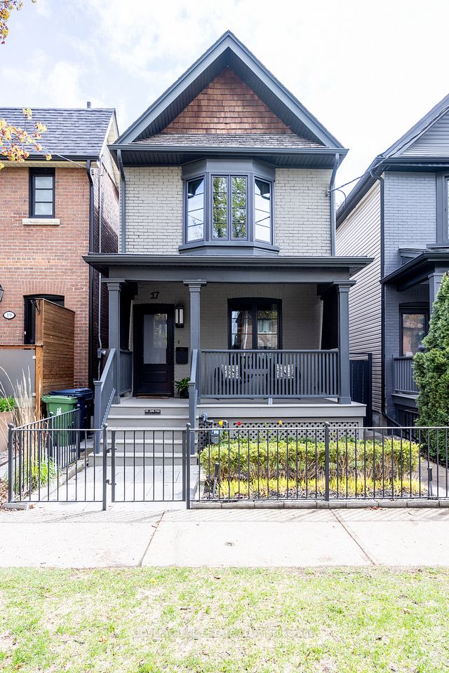 17 Fenwick