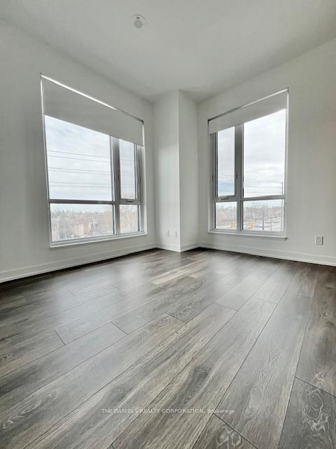 3 Bedrooms Condo at 7950 Bathurst,  Vaughan For sale
