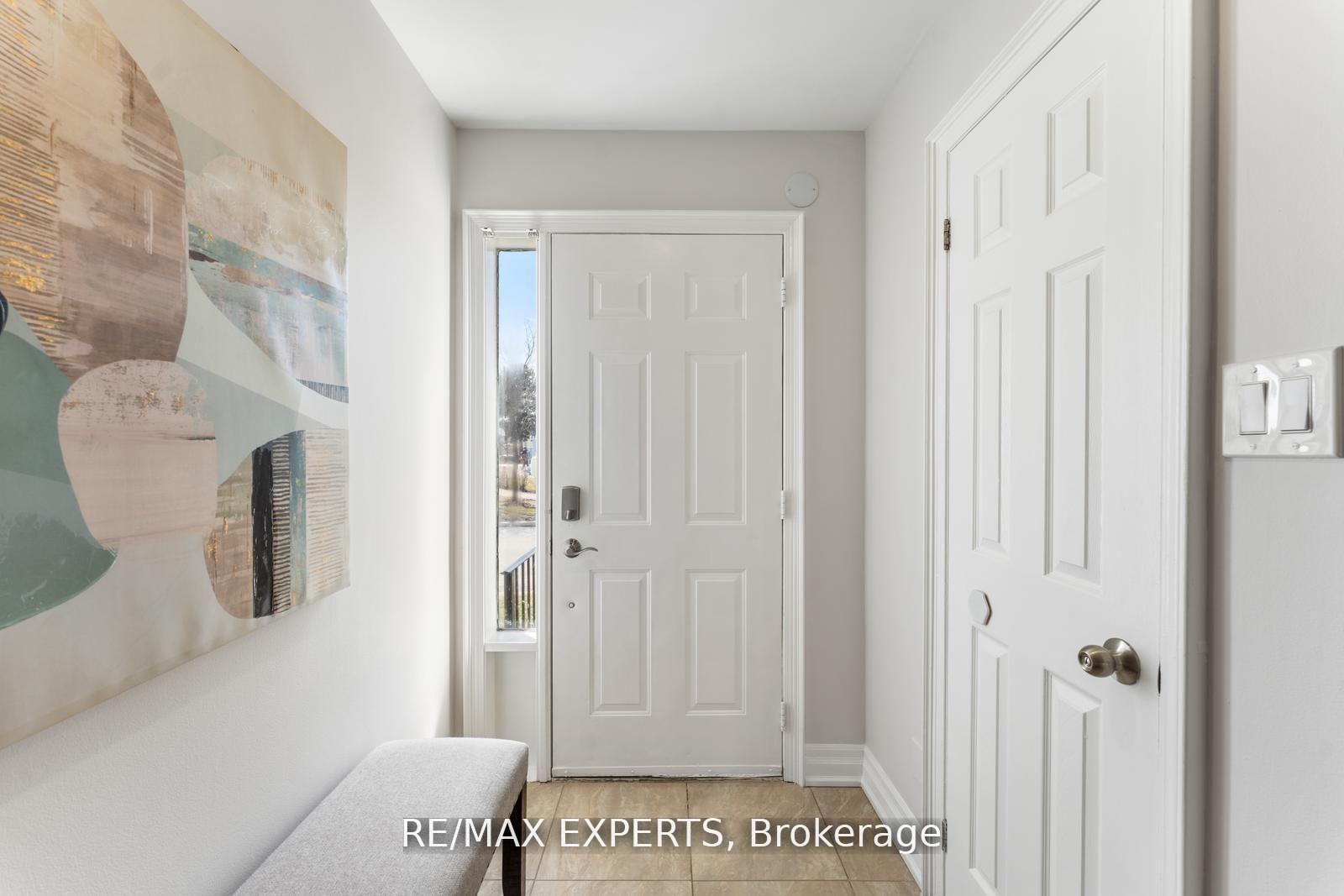 5 Bedrooms Condo at 1484 Torrington, Mississauga For sale