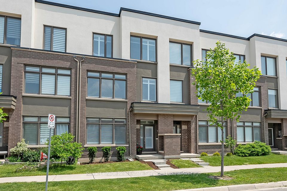 3177 Ernest Appelbe Boulevard, Oakville, ON L6H 7C3