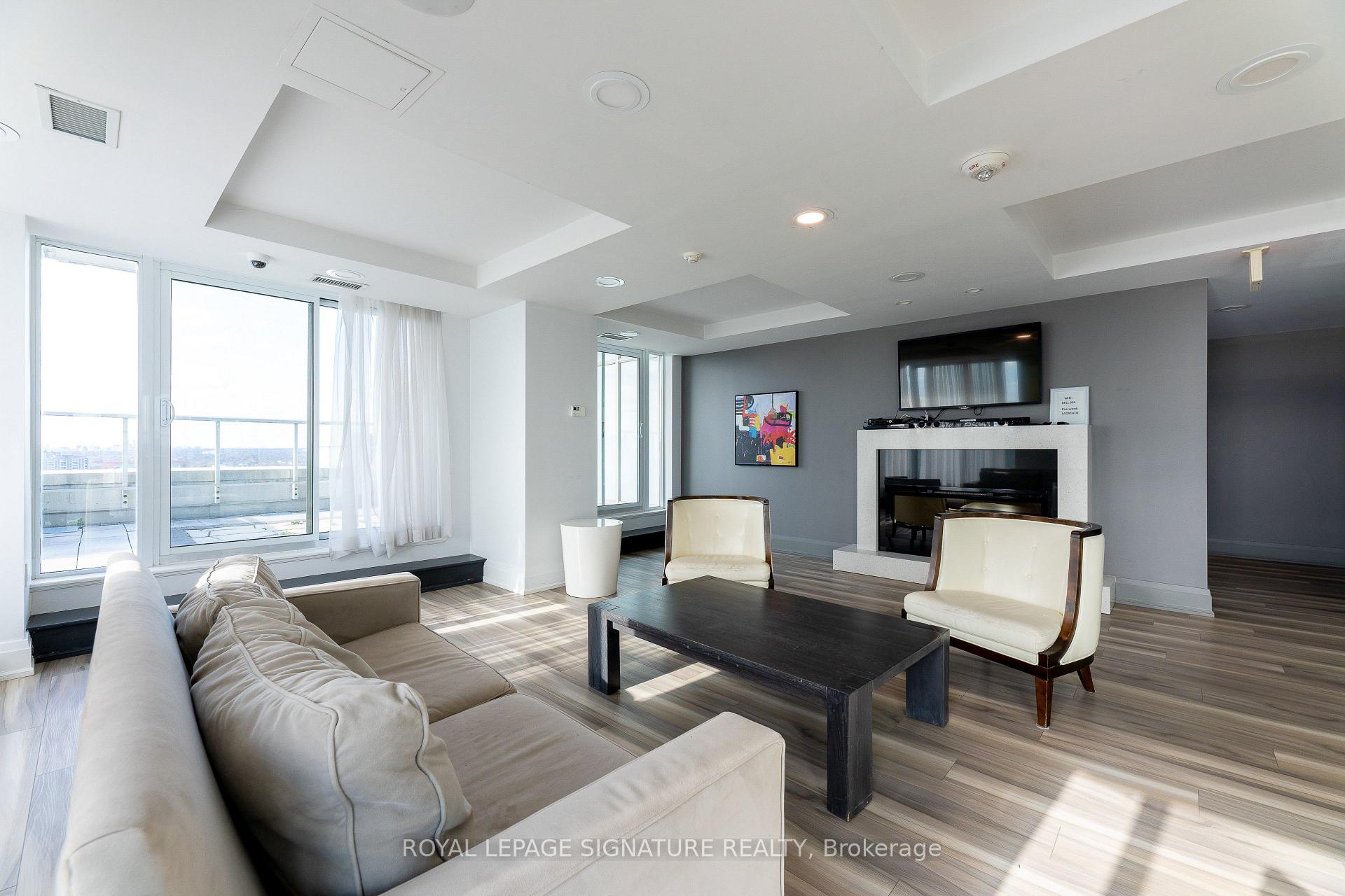 2 Bedrooms Condo at 125 Western Battery, Toronto For sale