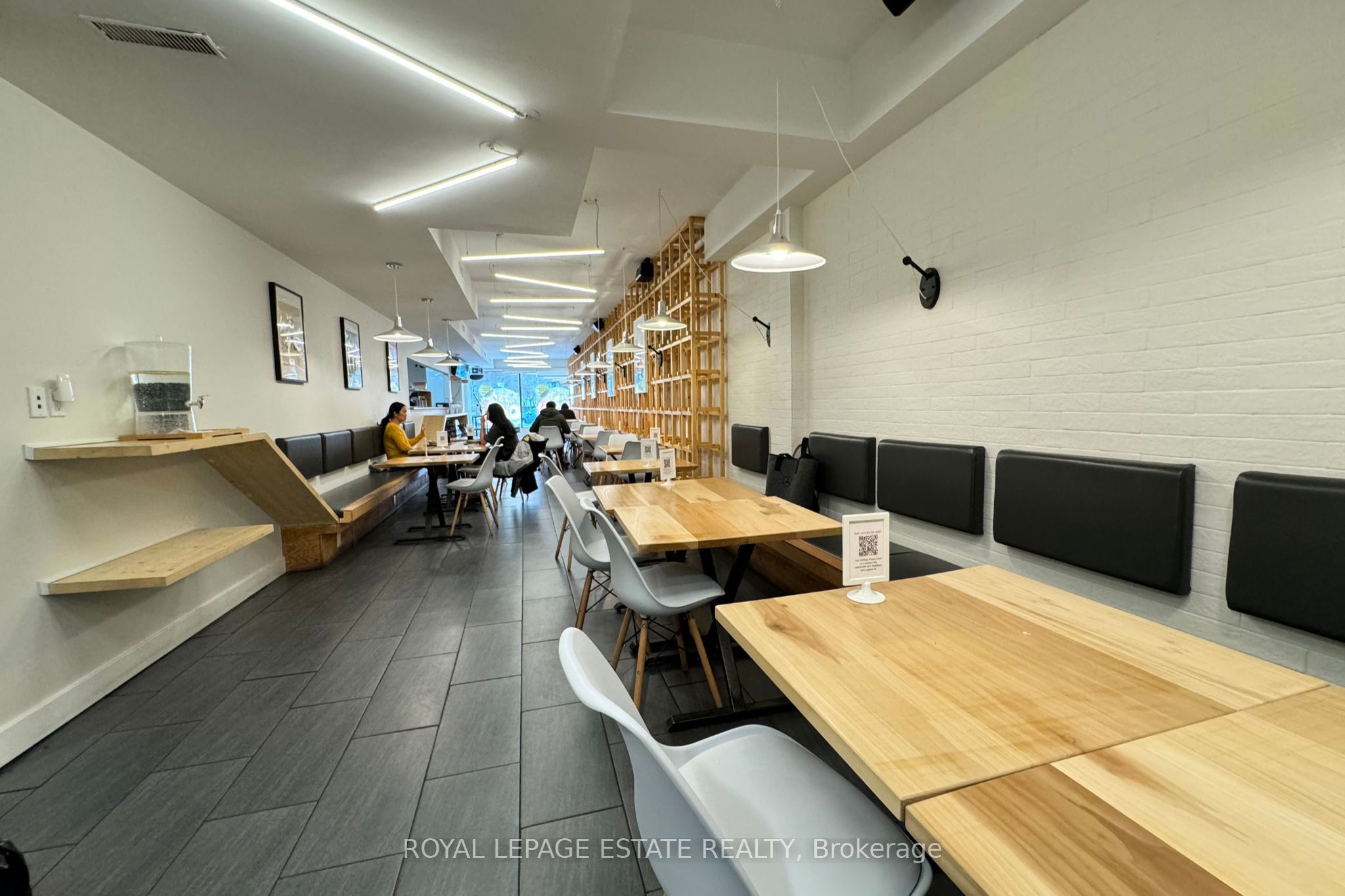 4895 Yonge Street, #1F