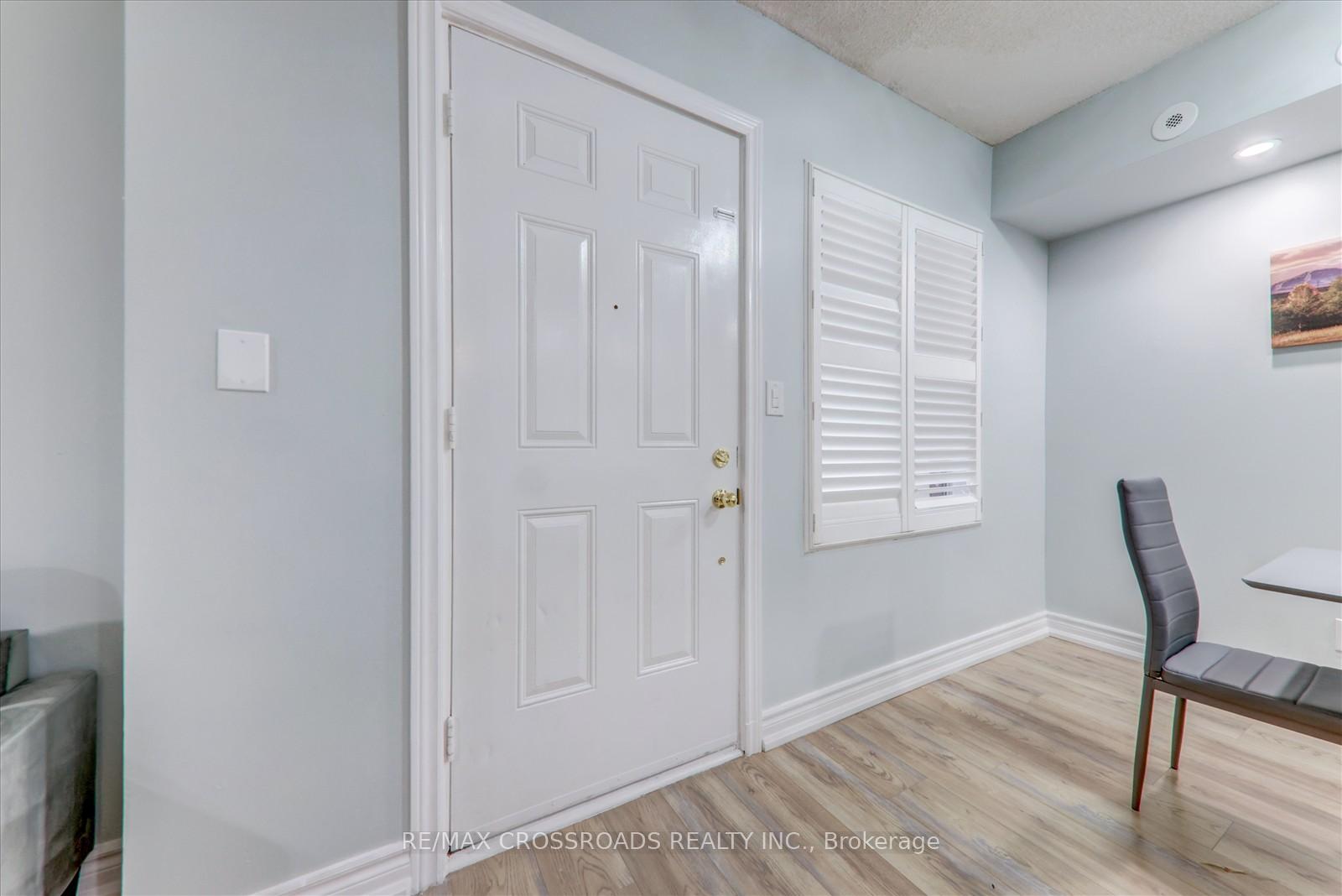 3 Bedrooms Condo at 3047 Finch, Toronto For sale