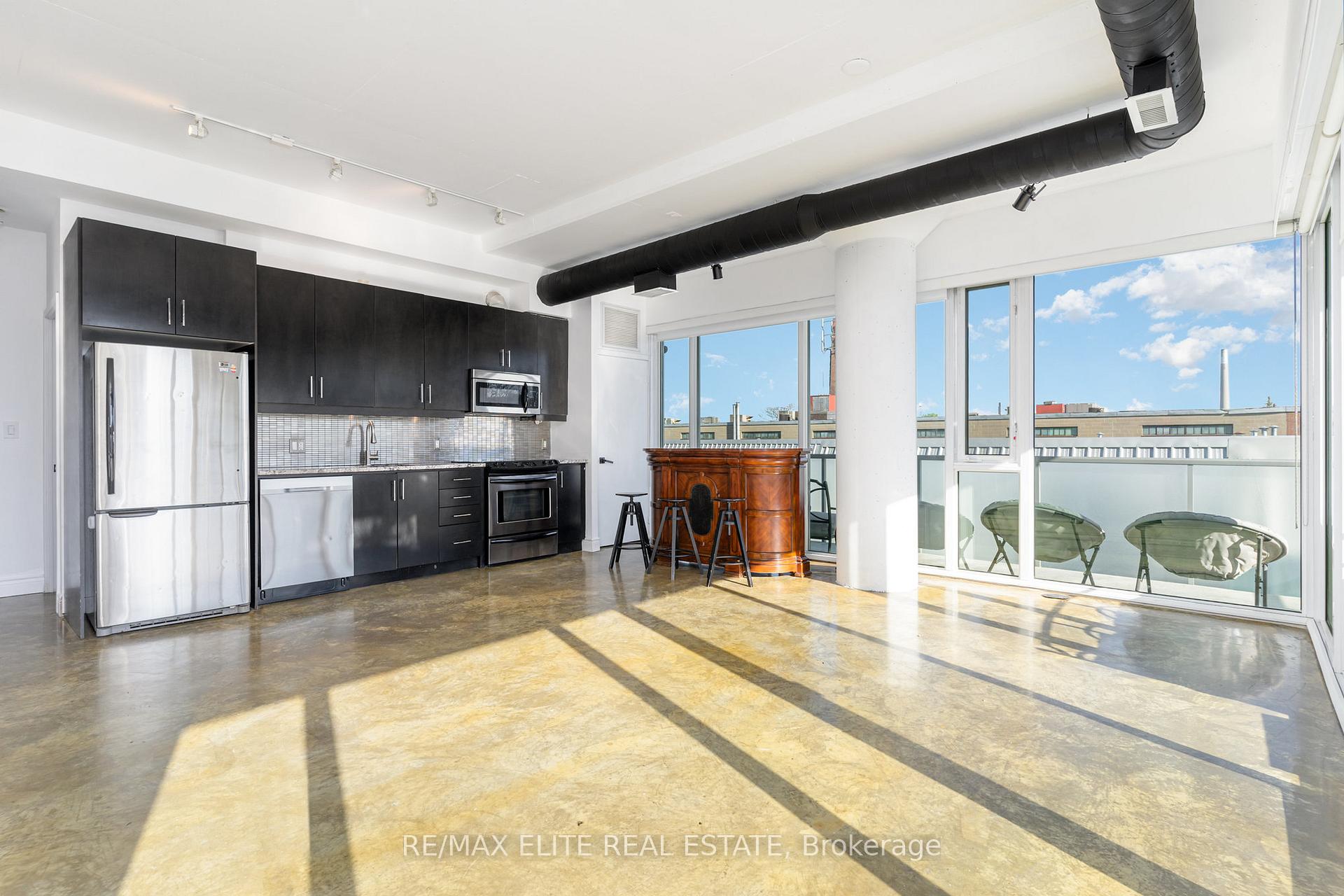 2 Bedrooms Condo at 201 Carlaw, Toronto For sale