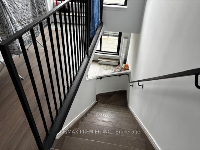 3 Bedrooms Condo at 2799 Kingston,  Toronto For sale